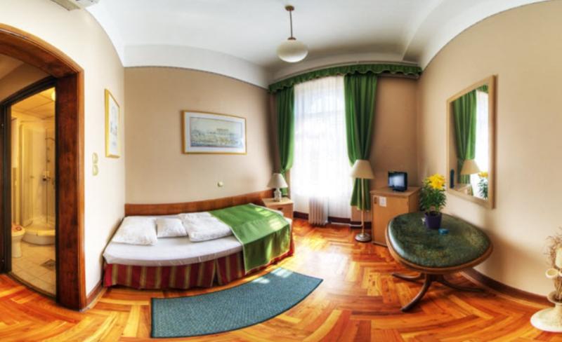 Hotel Omnibusz Budapeste Exterior foto