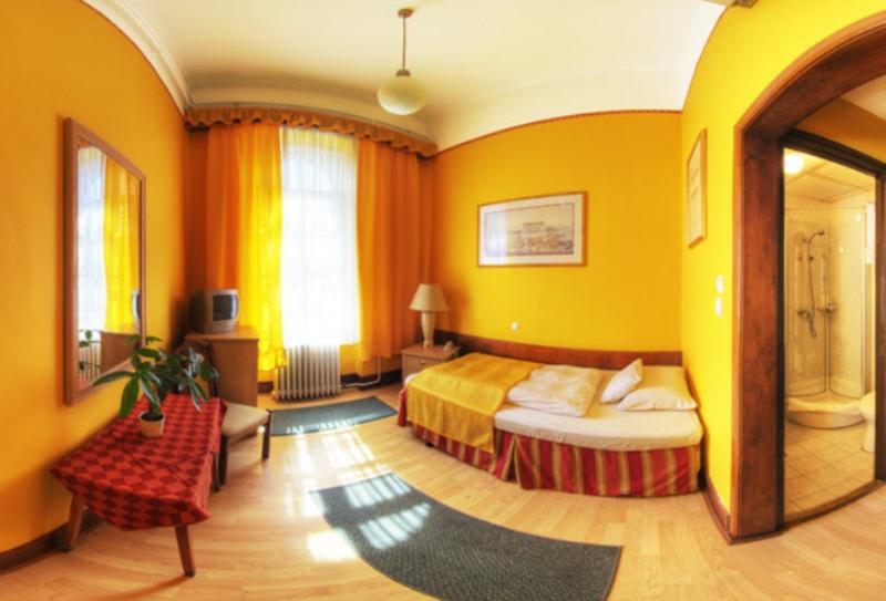 Hotel Omnibusz Budapeste Exterior foto
