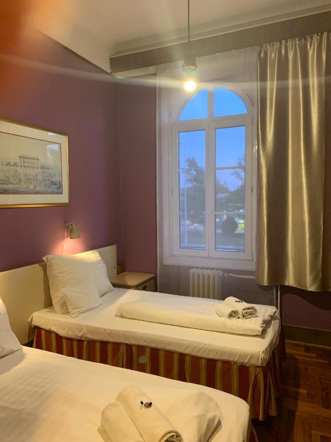 Hotel Omnibusz Budapeste Exterior foto