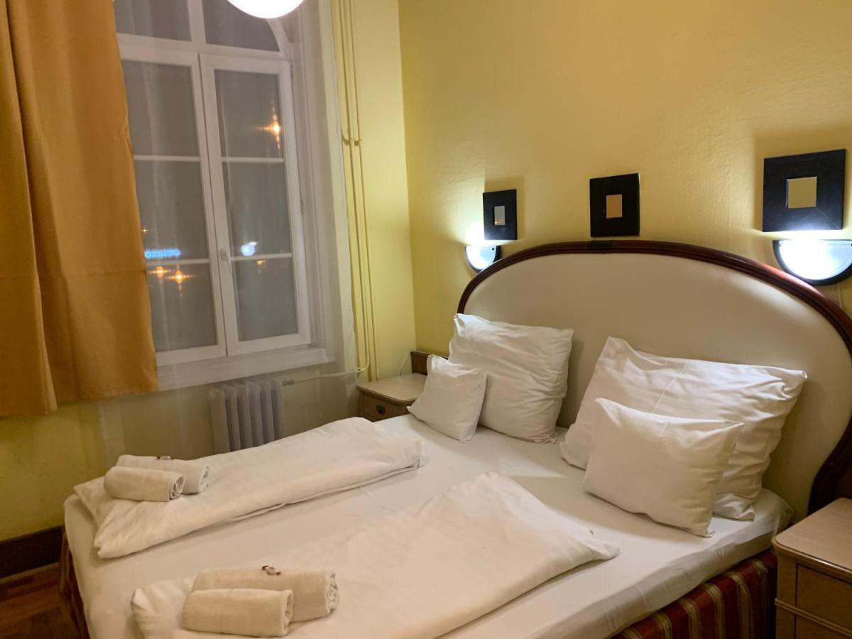Hotel Omnibusz Budapeste Exterior foto